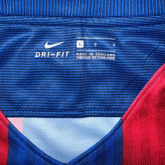 FC Barcelona 2016-17 home shirt jersey - Picture 4 of 6